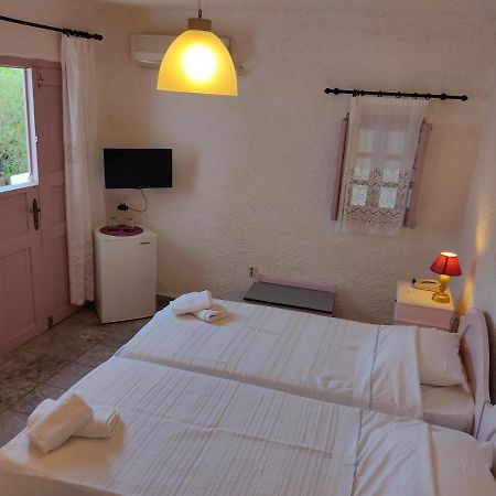 Porto Sikinos Hotel Alopronia Zewnętrze zdjęcie